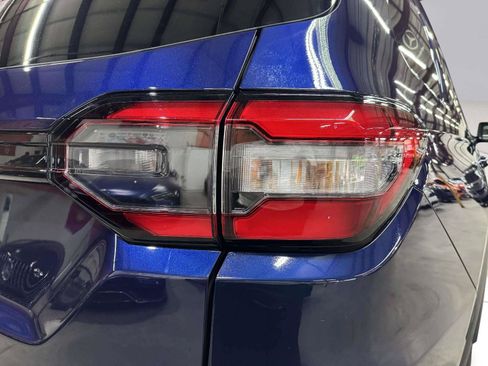 Used 2025 Honda Pilot EX-L image 16