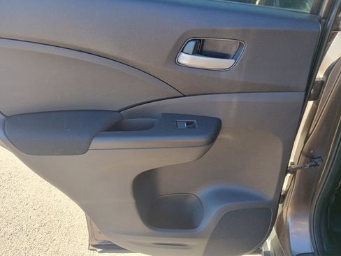 Used 2015 Honda CR-V LX image 14