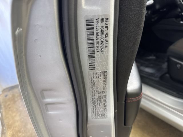 Used 2025 Dodge Durango GT AWD/4WD image 32