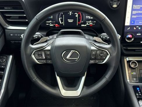 Used 2024 Lexus GX 550 w/ Accessory Package (Z1) AWD/4WD image 14