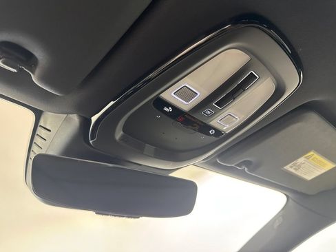 Certified 2026 Volvo XC60 B5 Plus AWD/4WD image 15