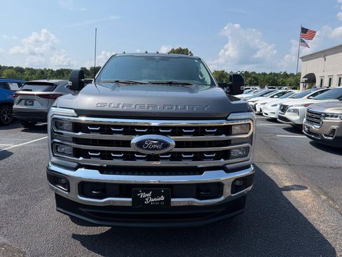 Used 2024 Ford F350 Lariat w/ Lariat Ultimate Package AWD/4WD image 3