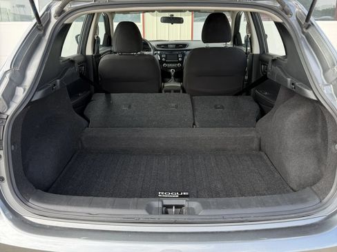 Used 2018 Nissan Rogue Sport S AWD/4WD image 19