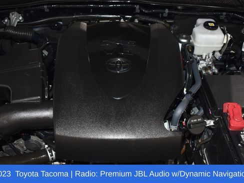 Used 2023 Toyota Tacoma TRD Off-Road w/ TRD Premium Off Road Package AWD/4WD image 8