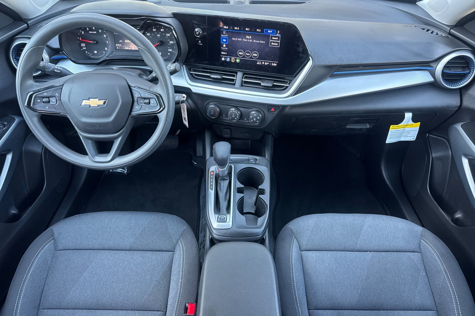 Used 2026 Chevrolet Trax LS w/ LS Convenience Package FWD image 16