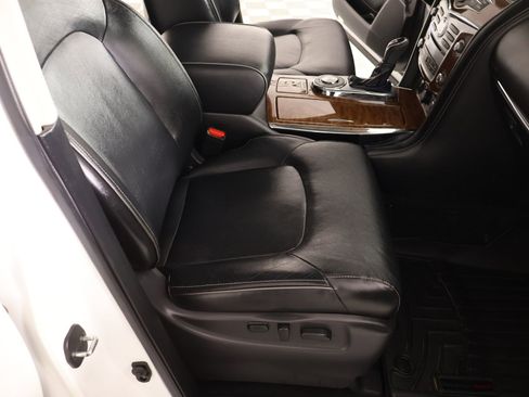 Used 2019 INFINITI QX80 Luxe w/ 22" Wheel Package image 14