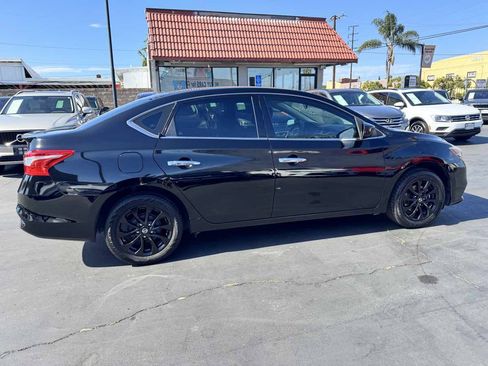 Used 2018 Nissan Sentra S w/ S Midnight Style Package FWD image 7