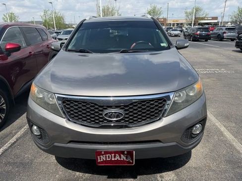 Used 2011 Kia Sorento LX w/ Convenience Pkg AWD/4WD image 3