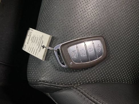 Used 2020 Hyundai Tucson Limited AWD/4WD image 30