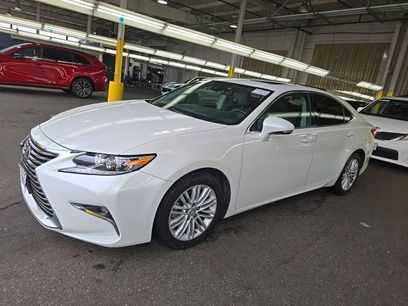 Used 2017 Lexus ES 350 w/ Accessory Package