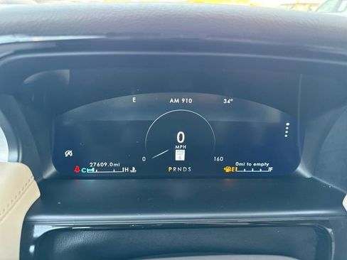 Certified 2023 Lincoln Nautilus Standard w/ Premium Package image 18