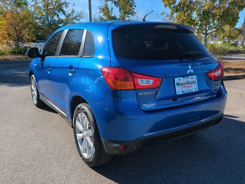 Used 2015 Mitsubishi Outlander Sport ES image 4