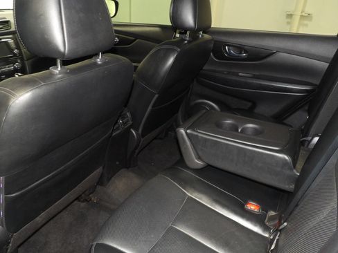 Used 2018 Nissan Rogue SL AWD/4WD image 13
