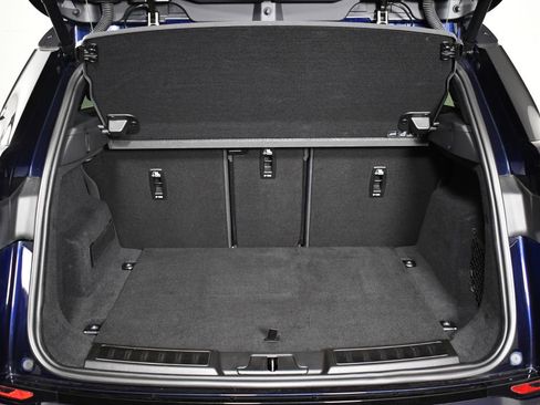 Used 2023 Land Rover Range Rover Evoque R-Dynamic S image 12