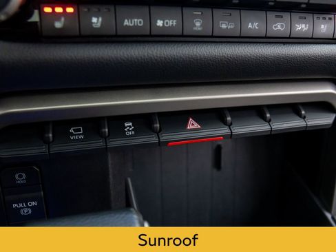 Used 2024 Toyota Sequoia Limited image 24