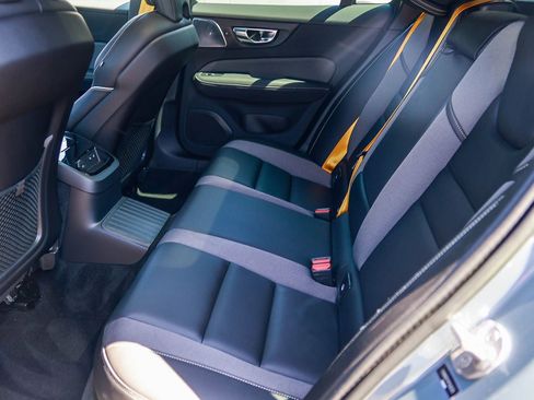 Used 2023 Volvo V60 T8 Polestar image 19