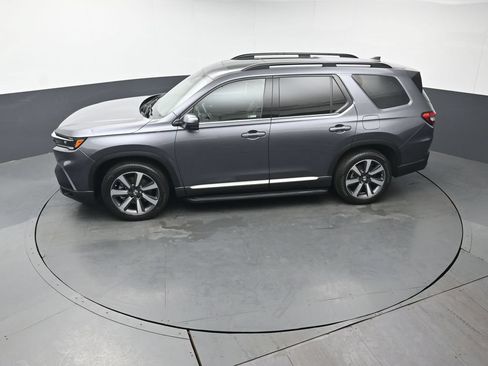 Used 2023 Honda Pilot Touring image 41
