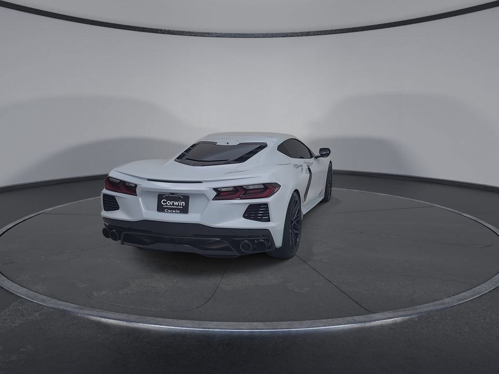 Used 2024 Chevrolet Corvette Stingray Coupe RWD image 13