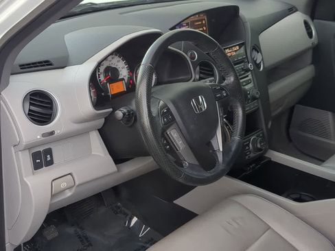 Used 2015 Honda Pilot Touring image 10