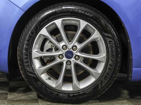 Used 2019 Ford Fusion SE image 20