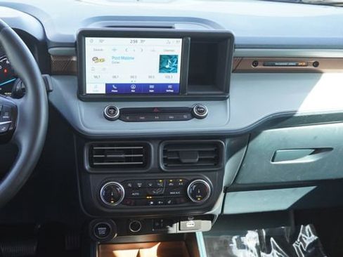 Used 2023 Ford Maverick Lariat w/ Lariat Luxury Package image 14