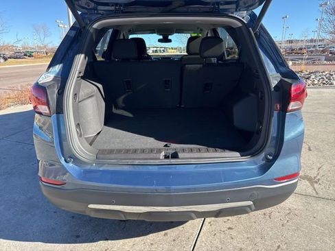 Used 2024 Chevrolet Equinox LT image 8