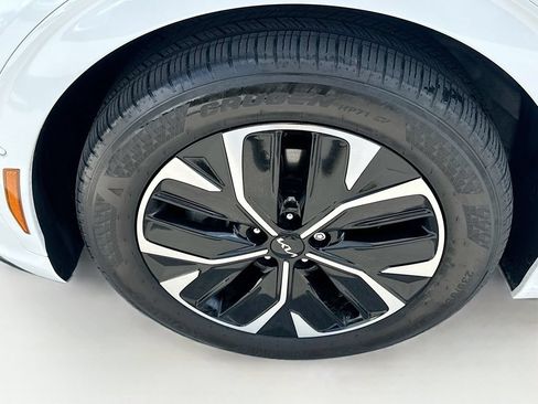 Used 2024 Kia EV6 GT-Line RWD image 34