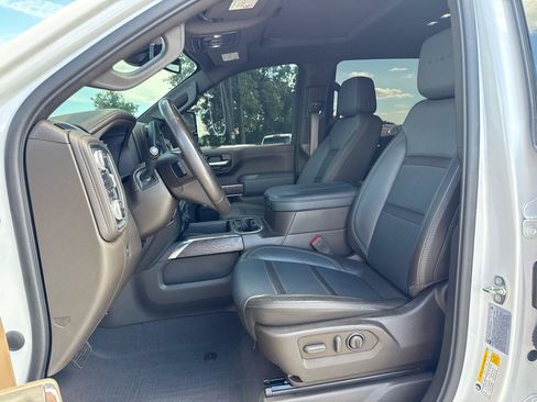 Used 2023 GMC Sierra 2500 Denali AWD/4WD image 7