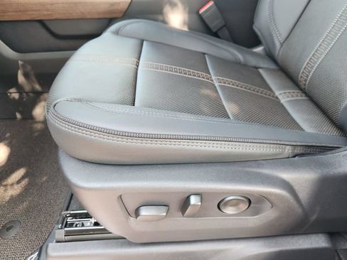 New 2026 Chevrolet Silverado 2500 High Country w/ High Country Premium Package AWD/4WD image 25