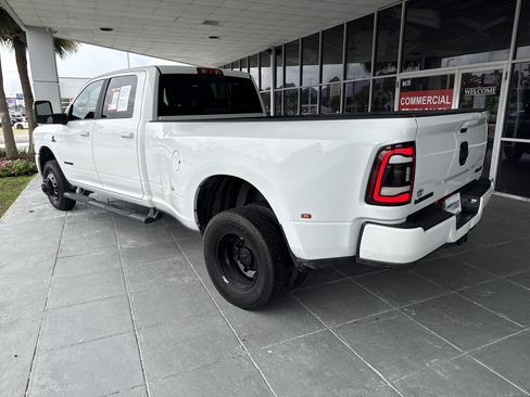 Used 2024 RAM 3500 Laramie w/ Night Edition AWD/4WD image 7