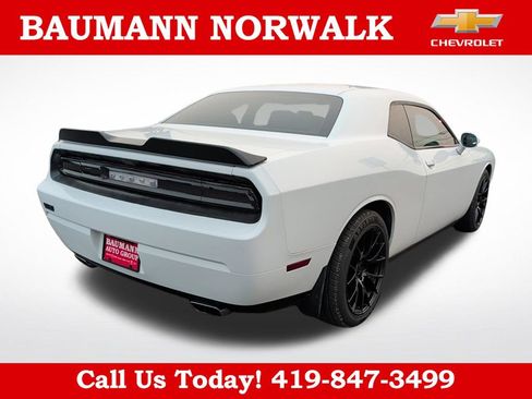 Used 2013 Dodge Challenger SXT RWD image 12