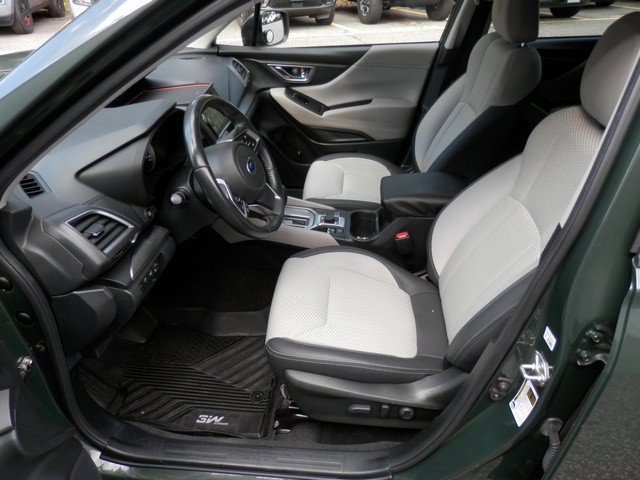 Used 2023 Subaru Forester Premium AWD/4WD image 17