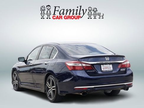 Used 2017 Honda Accord Sport Special Edition image 3