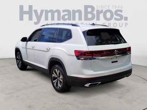 Used 2025 Volkswagen Atlas SE FWD image 5