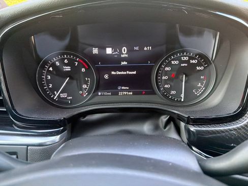 Used 2025 Cadillac XT6 Sport w/ Technology Package AWD/4WD image 11