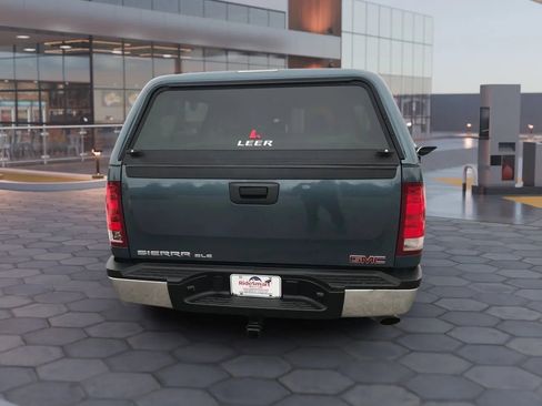 Used 2010 GMC Sierra 2500 SLE image 10