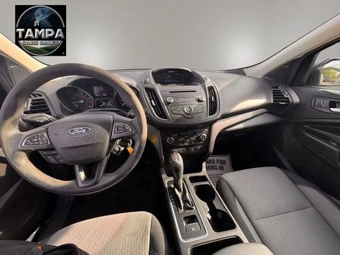 Used 2018 Ford Escape SE FWD image 11