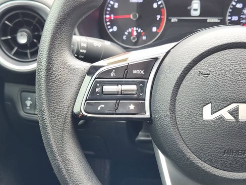 Certified 2022 Kia Forte LXS w/ LXS Technology Package FWD image 24