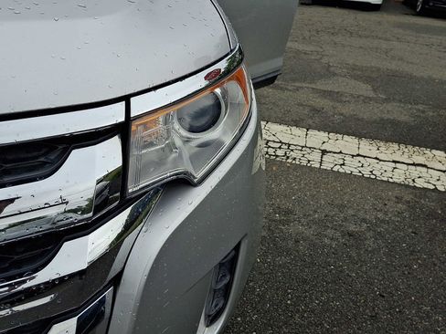 Used 2014 Ford Edge SE w/ Equipment Group 101A FWD image 11