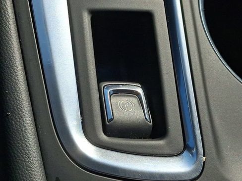 Used 2024 Chevrolet Equinox LS w/ LS Convenience Package FWD image 23