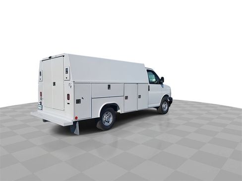 New 2025 Chevrolet Express 3500 Work Van w/ Power Convenience Package image 8