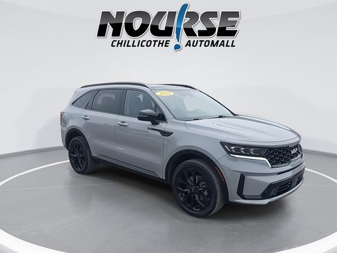 Used 2023 Kia Sorento SX image 2