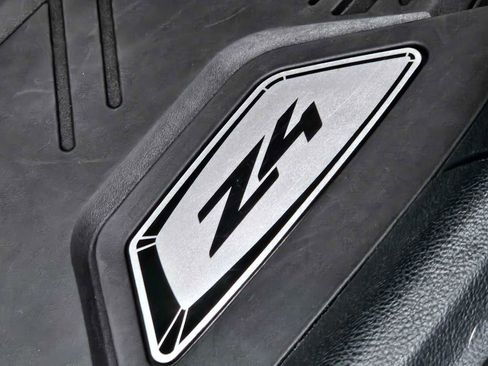 Used 2025 BMW Z4 sDrive30i w/ Premium Package image 14