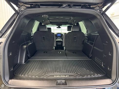 Used 2023 Chevrolet Traverse High Country AWD/4WD image 29