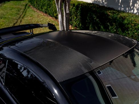 Used 2023 Aston Martin V8 Vantage Coupe image 18