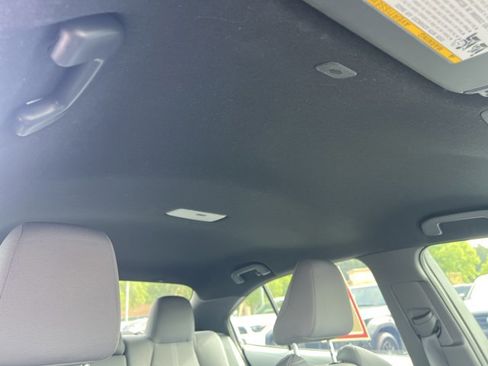 Certified 2024 Toyota Corolla SE FWD image 25