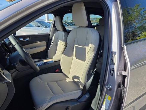 New 2026 Volvo XC60 B5 Core image 13