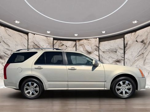 Used 2008 Cadillac SRX 2WD V8 w/ Utility Package image 4
