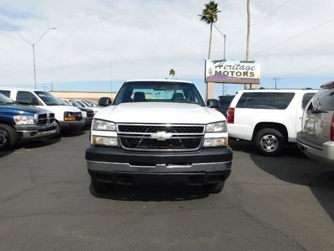 Used 2006 Chevrolet Silverado 2500 W/T w/ Skid Plate Package image 2