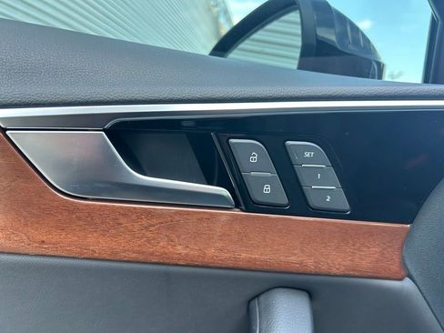 Used 2023 Audi A4 2.0T Premium AWD/4WD image 18